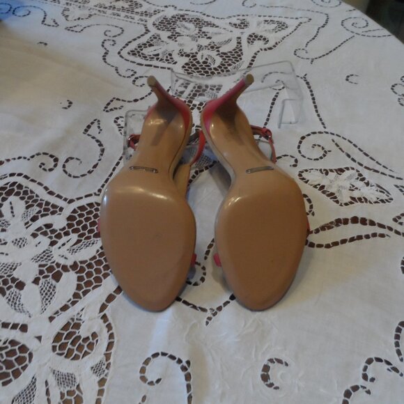 Burberry Berry Pink Leather "T" Strap Heeled Sandals Size 38.5B - Picture 14 of 16